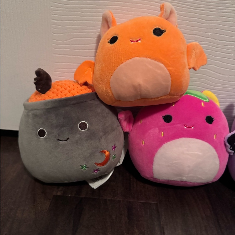 Halloween Squishmallow Lot (5) - Picture 2 of 3